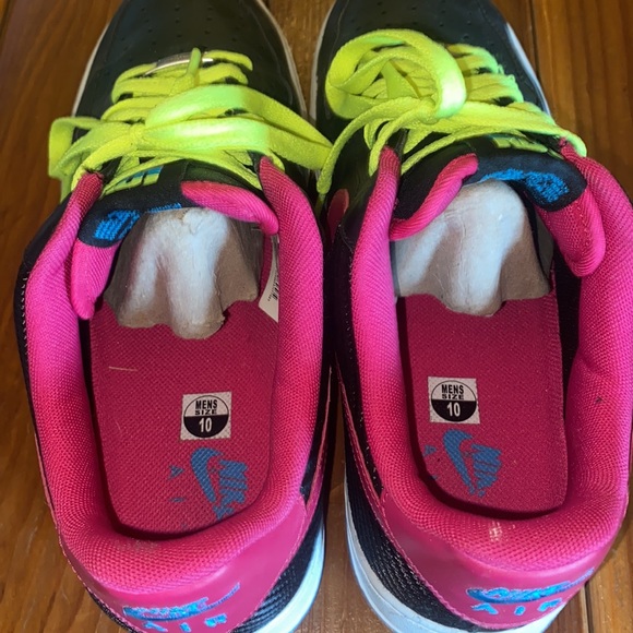 Air Force 1- black and pink Lon - Picture 3 of 5